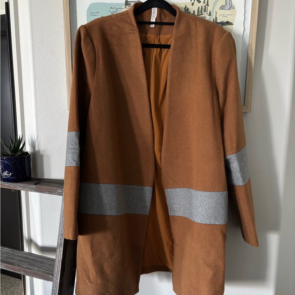 Mural Tan and Gray Trench Coat